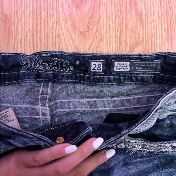 Boot cut Miss Me jeans Size 28 - Picture 3 of 3